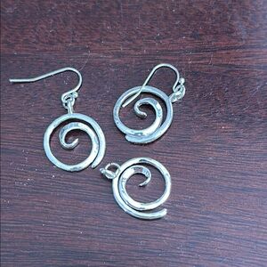 *4/$15*  Elegant Silver Swirl Earrings